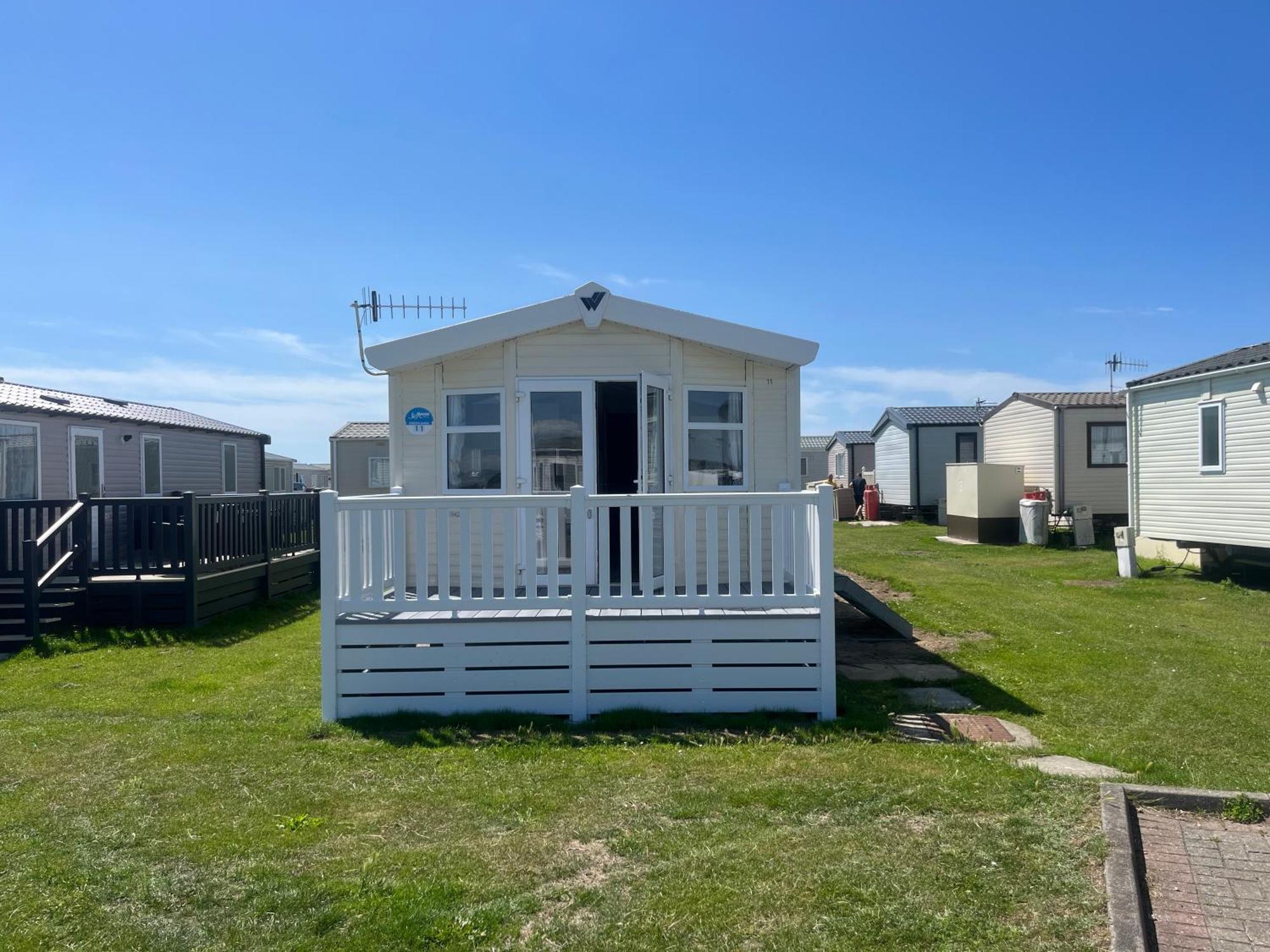 The Pixie Van Selsey Extérieur photo